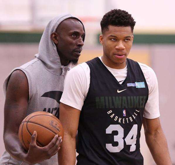 利让球迷感 利让球迷感